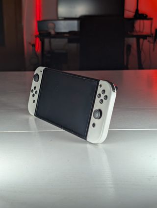 Nintendo Switch OLED Blanca y Negra