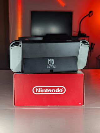 Nintendo Switch OLED Blanca y Negra