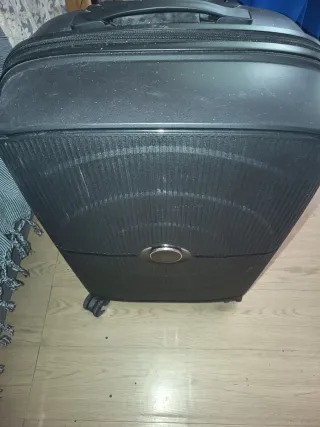 Maleta de viaje negra