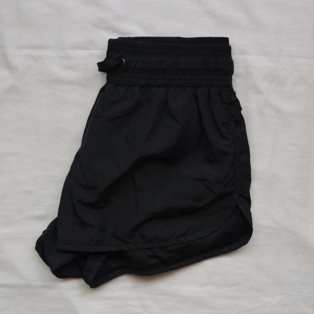 Shorts deportivos negros