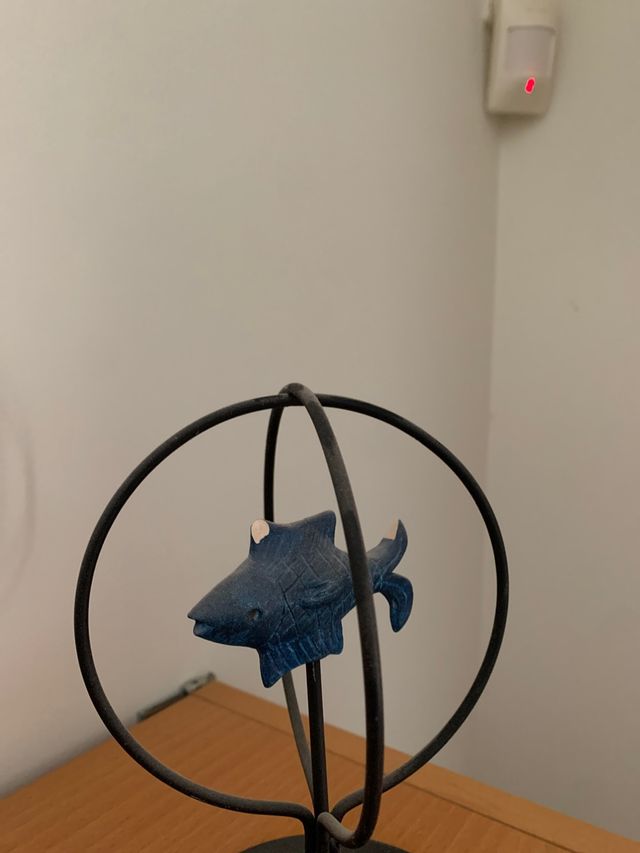 Estatua de pez decorativa