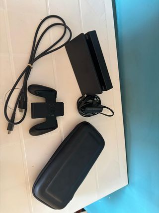 Nintendo Switch + FIFA 23 + Controller Pro