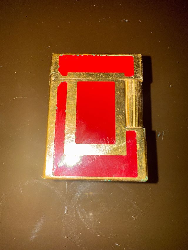 Dupont Zippo Dorado y Rojo