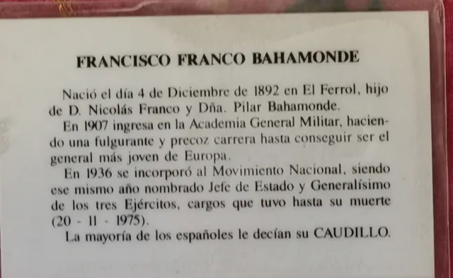 4 BANDERAS ESPAÑA/ FRANCO/LLAVERO ESPAÑOL:1X1,5€