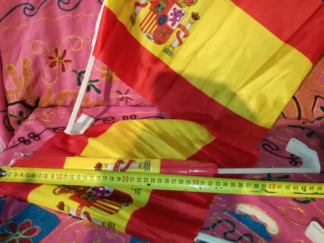 4 BANDERAS ESPAÑA/ FRANCO/LLAVERO ESPAÑOL:1X1,5€