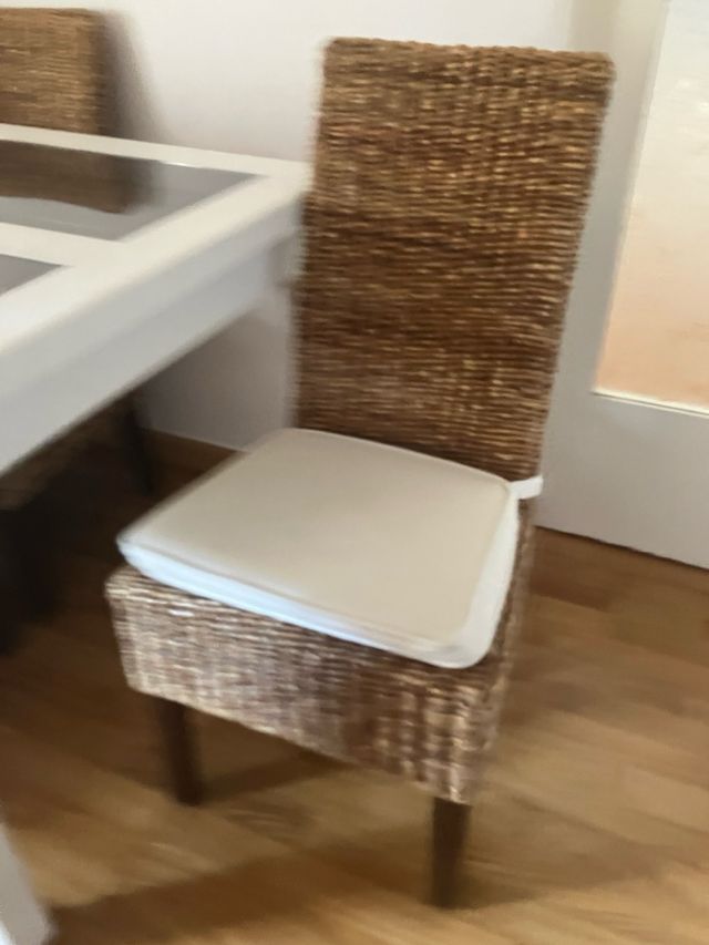 Conjunto mesa y 4 sillas comedor