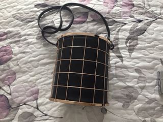 Bolso de señora negro y dorado