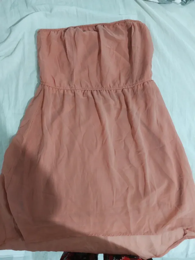 Vestido rosa Stradivarius