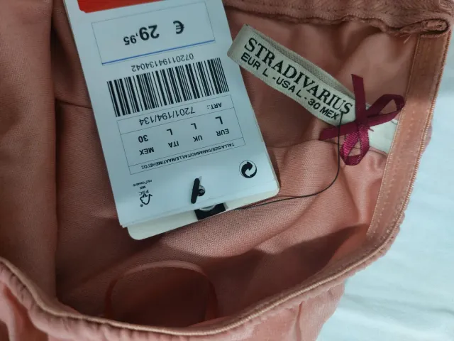 Vestido rosa Stradivarius