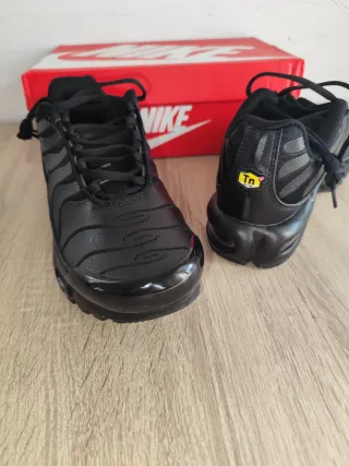 Nike Tn Negras Cuero