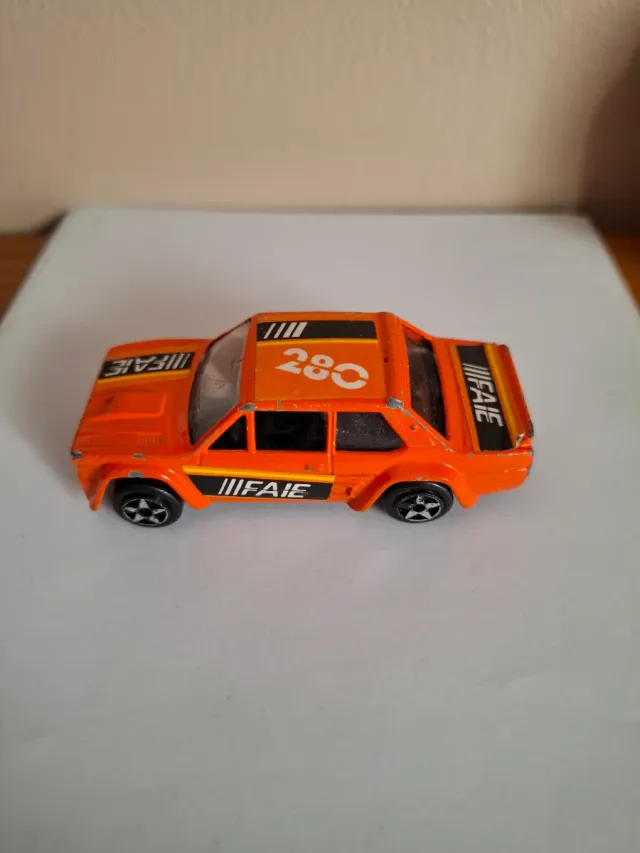 Coche de juguete Fiat abarth