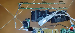 Piezas TV LG y base o soporte