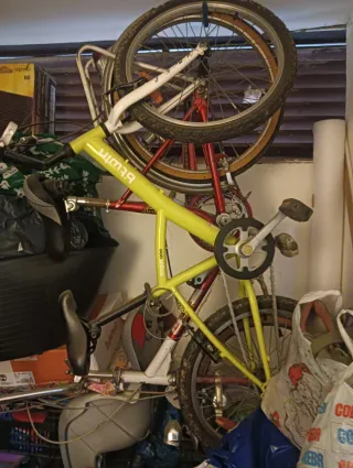 Bicicleta infantil Btwin amarilla