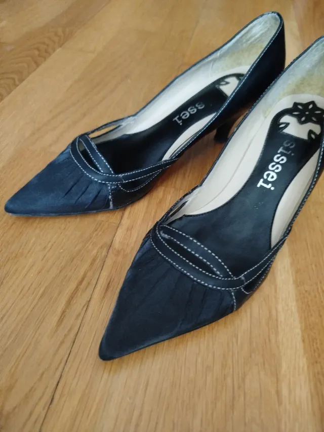 Zapatos de tacón Sissi negros mujer