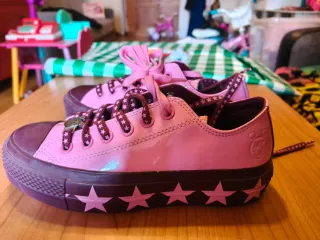 Converse x Miley Cyrus Edición Limitada