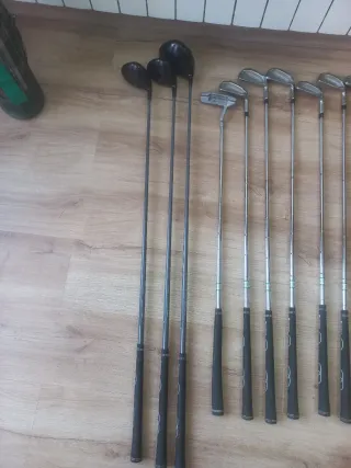 CONJUNTO COMPLETO DE 13 PALOS DE GOLF EXIA