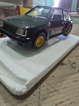 Burago 1:25 Peugeot 205 Turbo 16 V art 9106