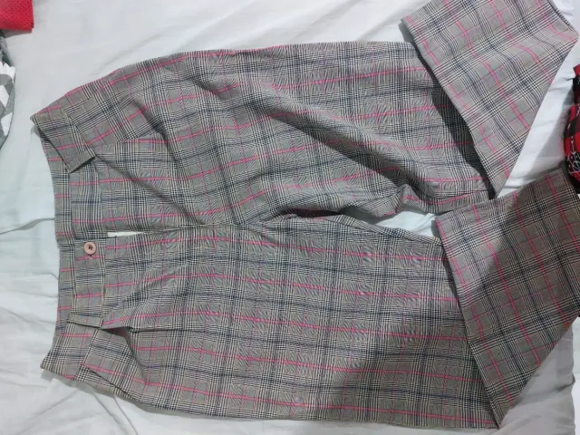 Pantalones cargo verdes y elegantes grises talla S