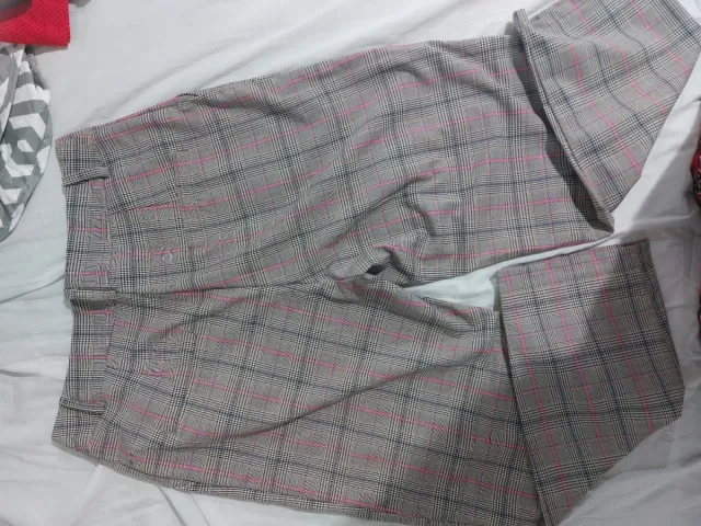 Pantalones cargo verdes y elegantes grises talla S