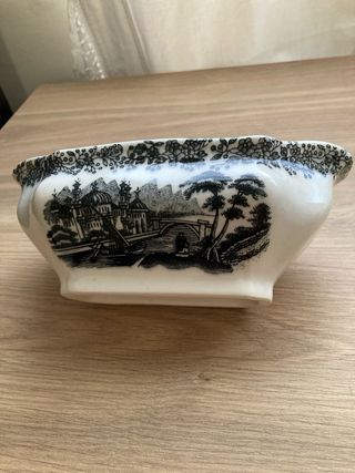 Salsera Cartuja de Sevilla