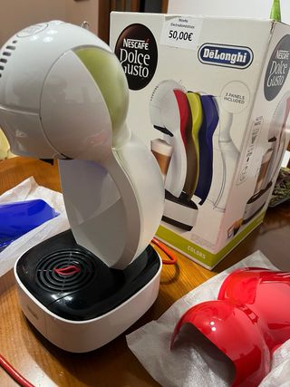 Cafetera Dolce Gusto DeLonghi Blanca