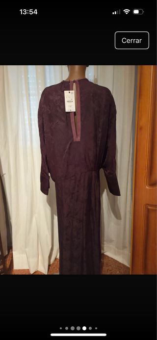 Vestido morado elegante