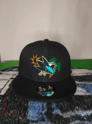 Gorra New Era Snapback NHL Sharks Negra