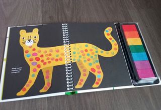 Pinta con los dedos animales.