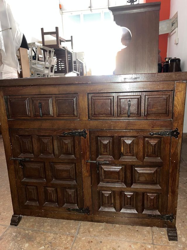 Aparador in legno massello vintage piccolo