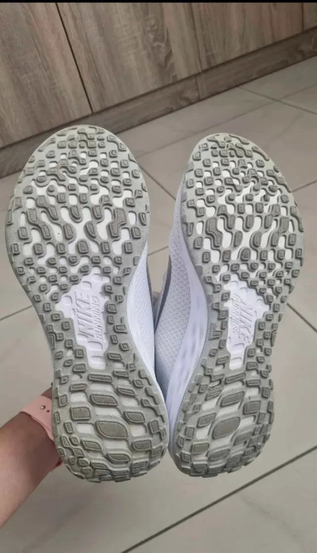 Nike Revolution 6 Mujer Talla 39