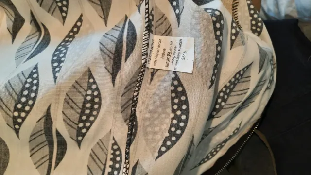 Bomber estampada Talla M