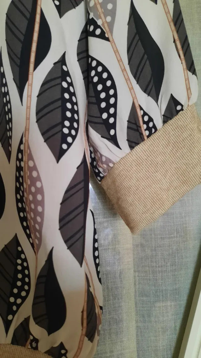 Bomber estampada Talla M