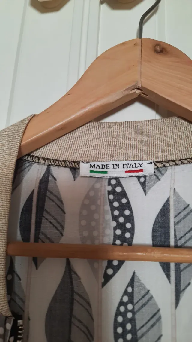 Bomber estampada Talla M