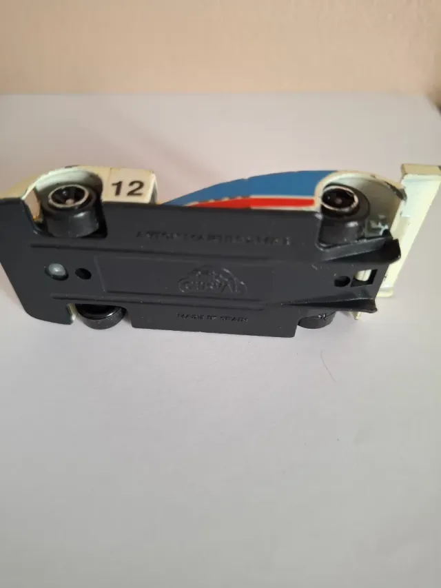 Aston Martin AMR1 Serie CAMPEÓN de Guisval,año1988