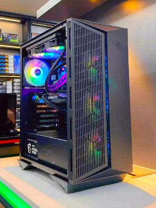PC GAMER RYZEN 5 7600x + RTX 5070! NUEVO ! !