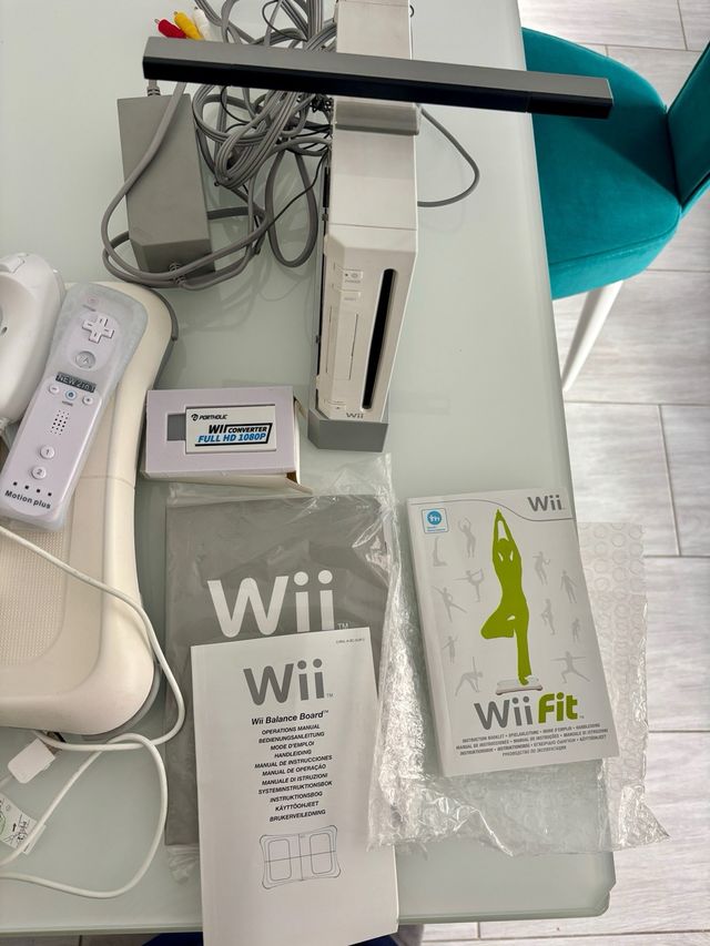 Nintendo Wii con juegos y mandos