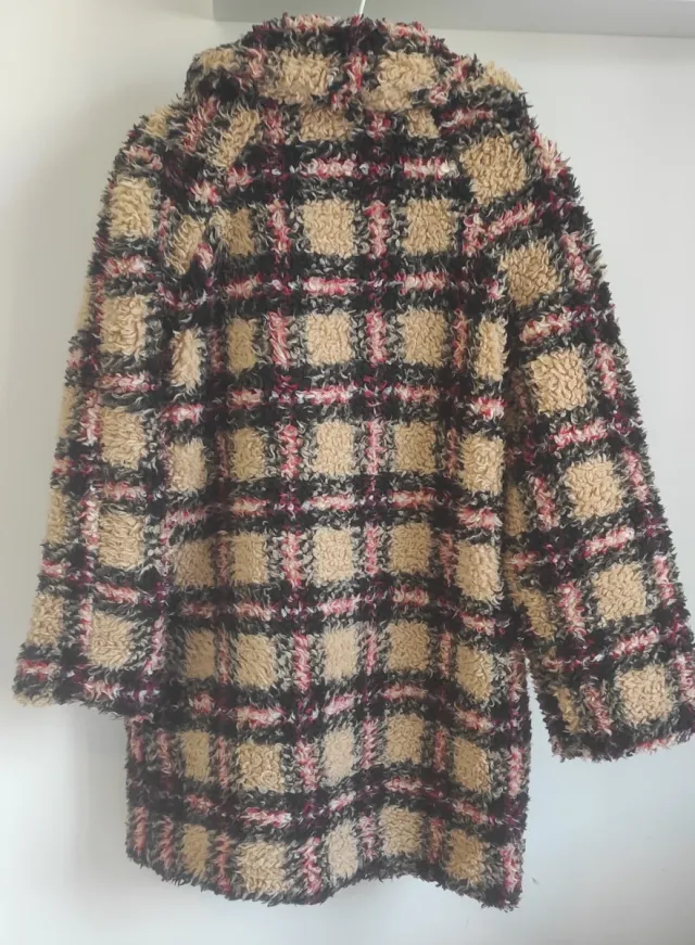 Abrigo pelo corto cuadros beige multicolor