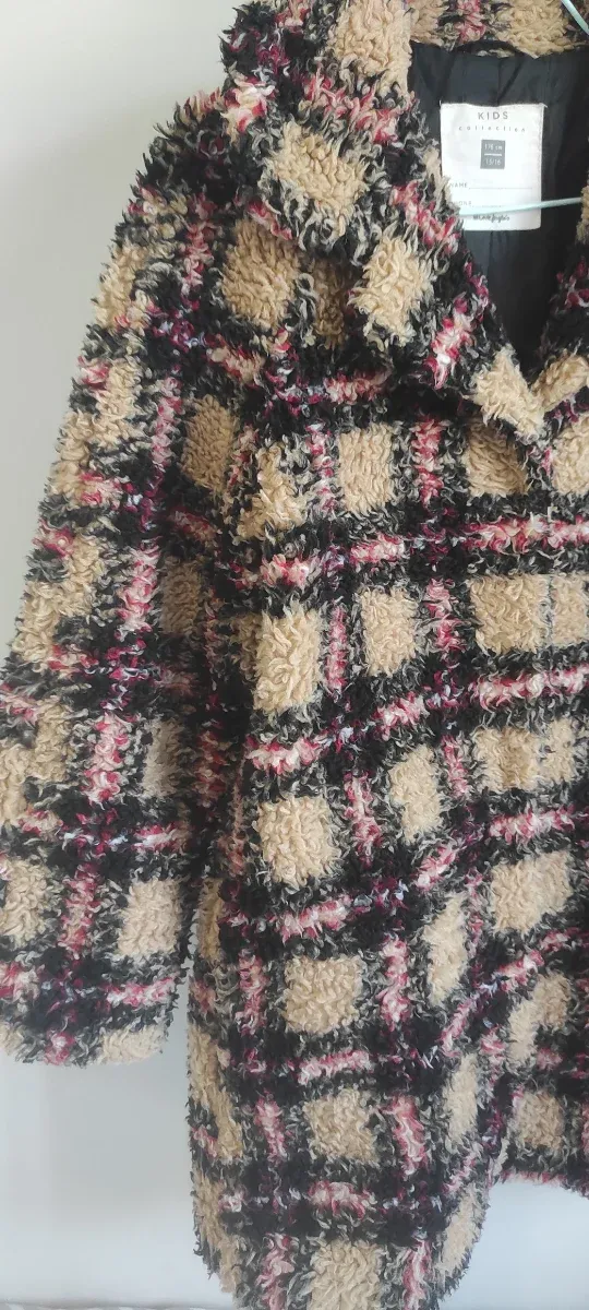 Abrigo pelo corto cuadros beige multicolor