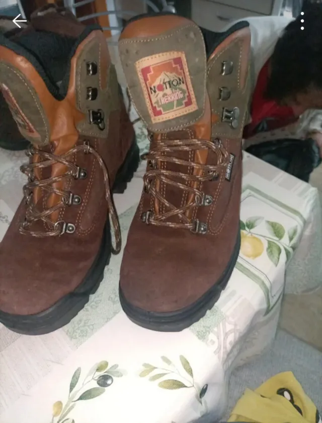 Bota montaña Notton Talla 40