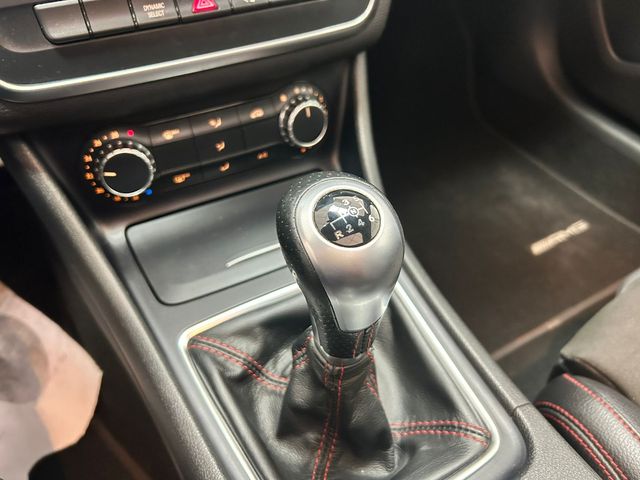 Mercedes-Benz Clase CLA 2016