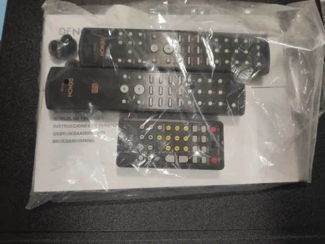 Amplificador Denon DCM-500ae