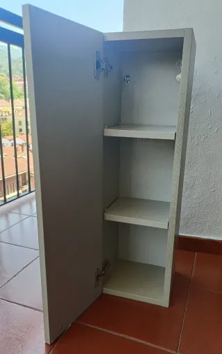 Armario suspendido color arena