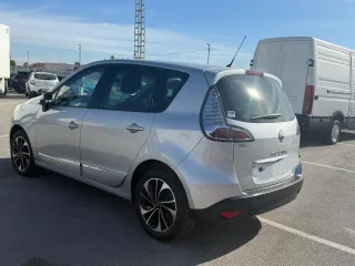 Renault Scenic 2015