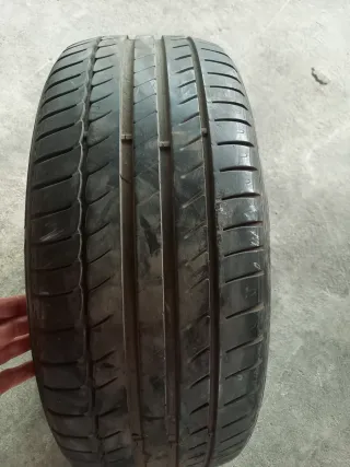 Neumático de coche Marca michelin