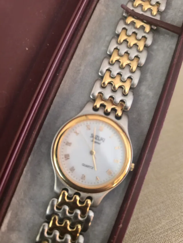 Reloj Suzuki Imperial
