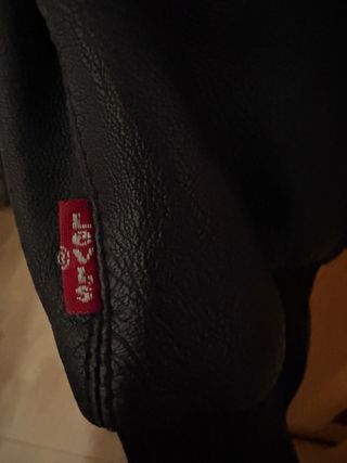 Cazadora Cuero Levi's Talla M