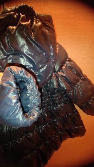 Abrigo niña azul oscuro parece negro