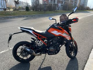 KTM DUKE 125 Naranja