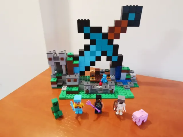 Lego 21244 The Sword Outpost