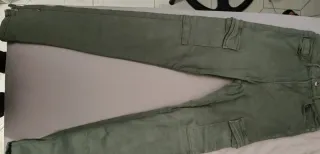 Pantalón Cargo Verde Talla M